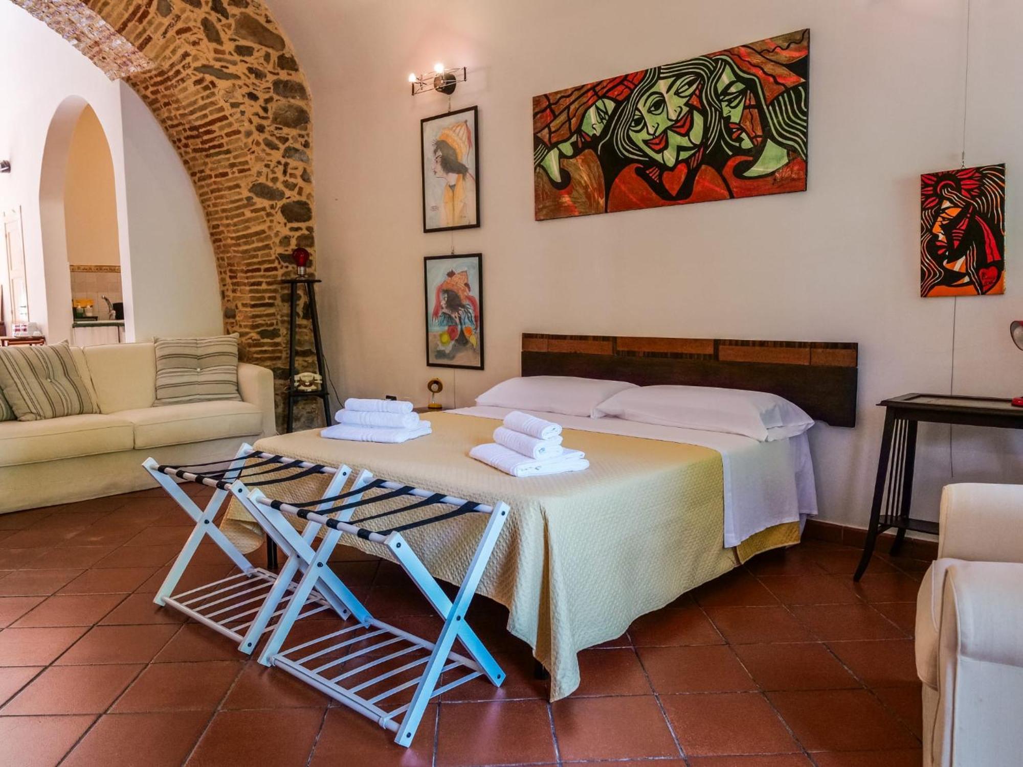 Bed and Breakfast Umberto 25 Santo Stefano di Camastra Exterior foto